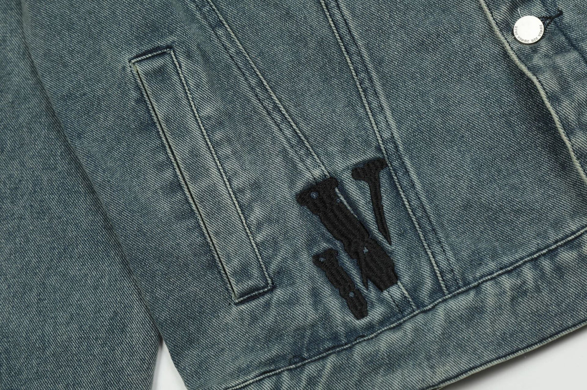 VLONE embroidered letter denim jacket